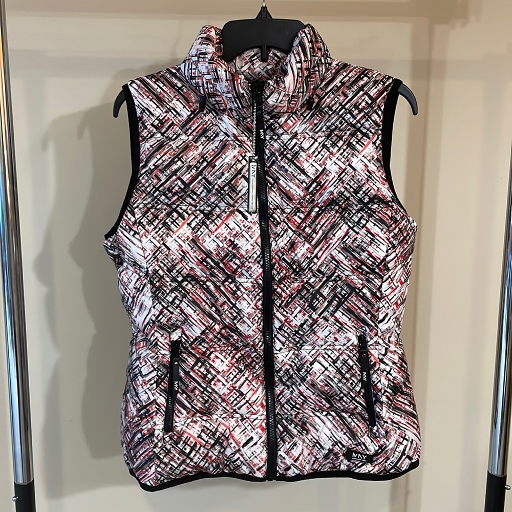 Marc New York Sleeveless Jacket, Medium, Colors: Red, Black, White, Grey